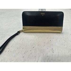 Fossil Black Gold Leather NEW Zip Around Wristlet Wallet Clutch Issue No 1954